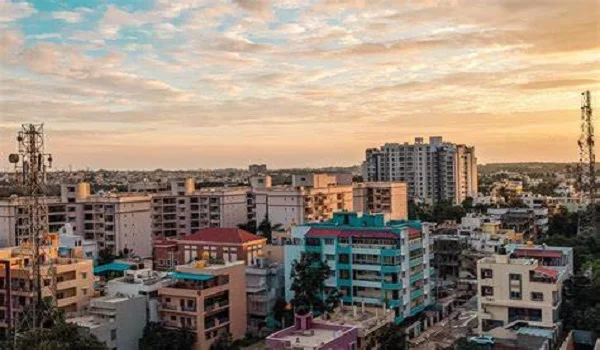 Featured Image of Is It a Good Time to Buy Real Estate in Bangalore